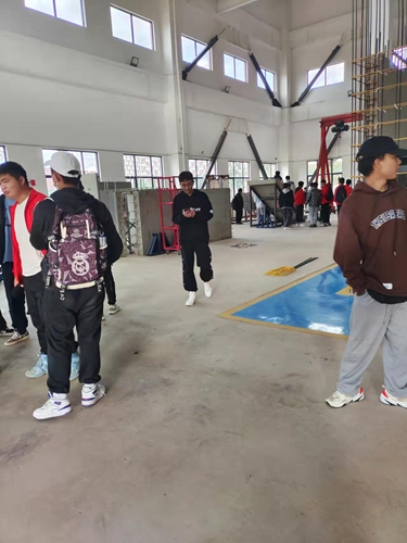 图片 24.jpg 图片 24.jpg