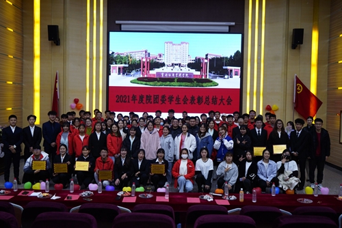 图片 9.jpg 图片 9.jpg