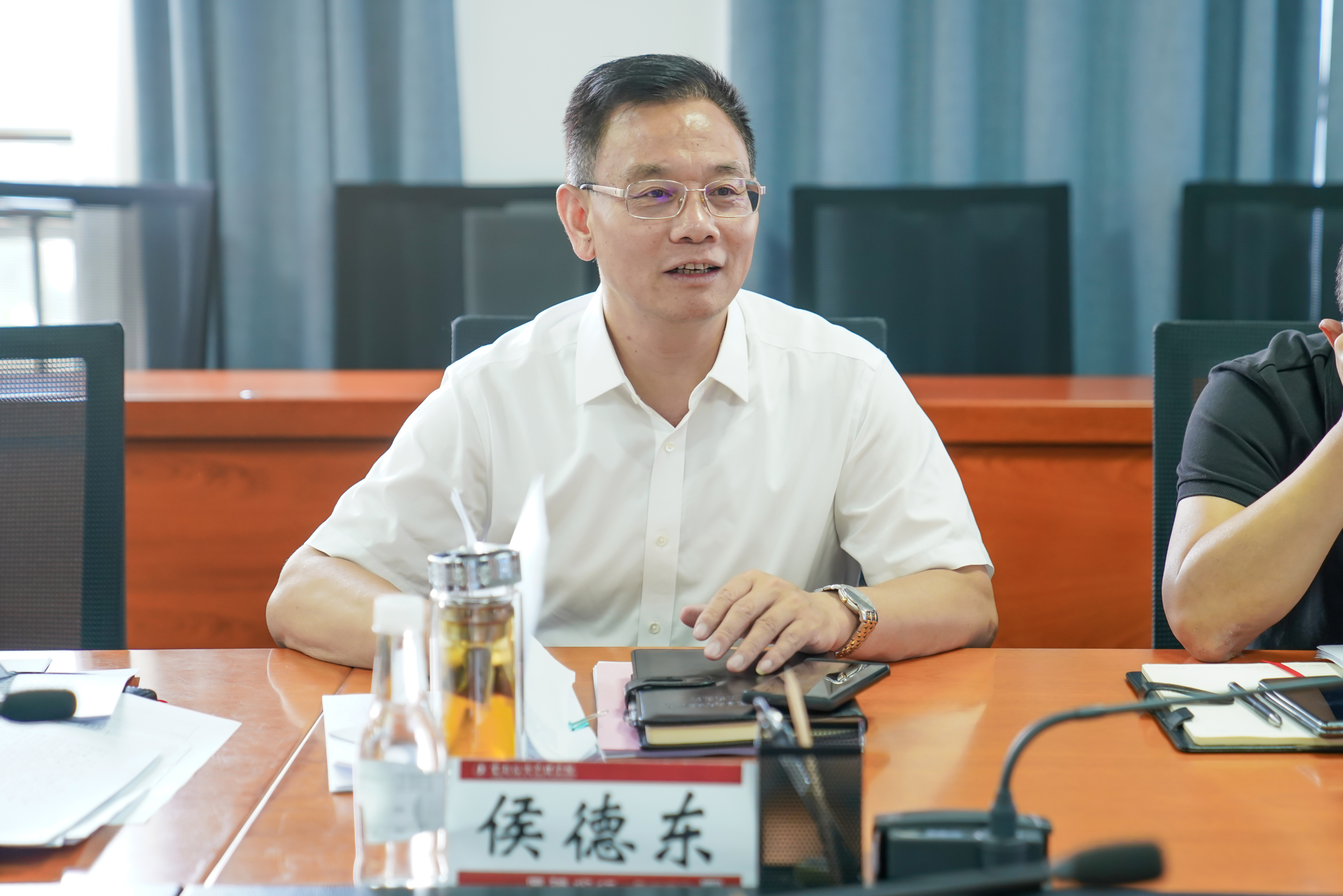 2023.6.29云南经济管理学院2023年学术委员会第三次会议顺利召开 第 4 张