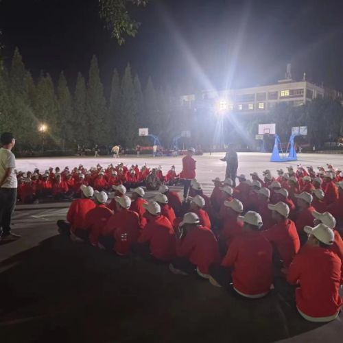 af1b97c67e8b57c7270bd33e6db23773_batch_4_1693900029562.jpg 【魅力工程】-军训进行时(一)——身穿红服少年气,神采飞扬正青春 第 7 张