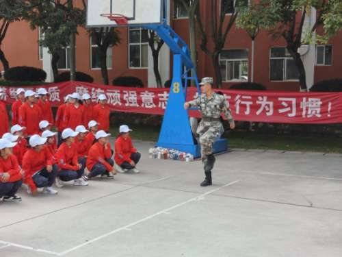 a9ba9966ea1e28fc1c86fd9887f33131_batch_4_1693923172518.jpg 【魅力工程】-军训进行时(二)——以军训之名,赴青春之约 第 1 张