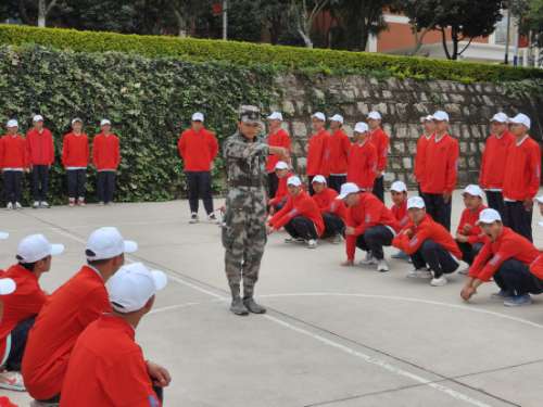 d99982f8574ed72d117ee76aff8e0150_batch_3_1693923172497.jpg 【魅力工程】-军训进行时(二)——以军训之名,赴青春之约 第 2 张