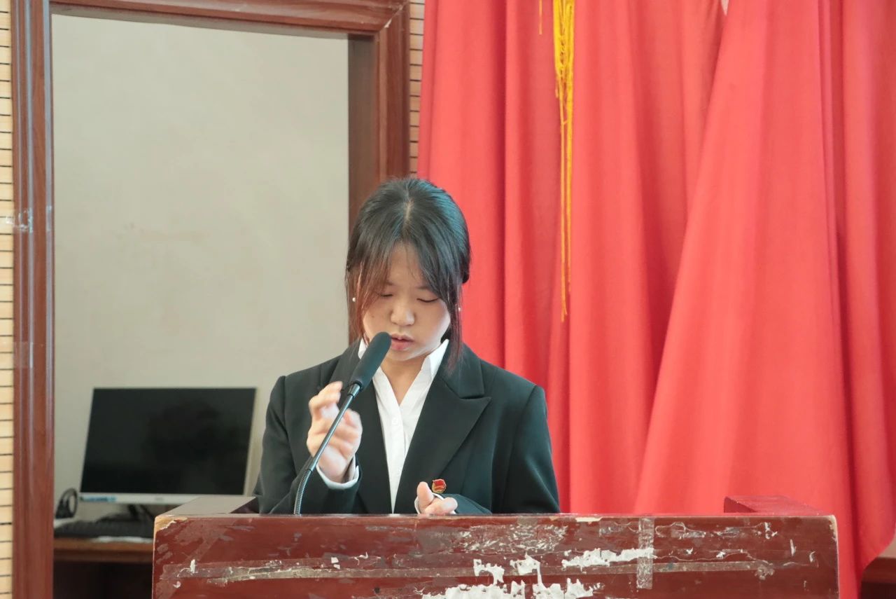 医学院2023—2024年度总结表彰大会暨医学院各组织换届大会 第 7 张 医学院2023—2024年度总结表彰大会暨医学院各组织换届大会 第 7 张