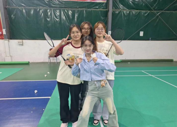 5aac0d897a74c12a293ca3128efc5418.png 5aac0d897a74c12a293ca3128efc5418.png