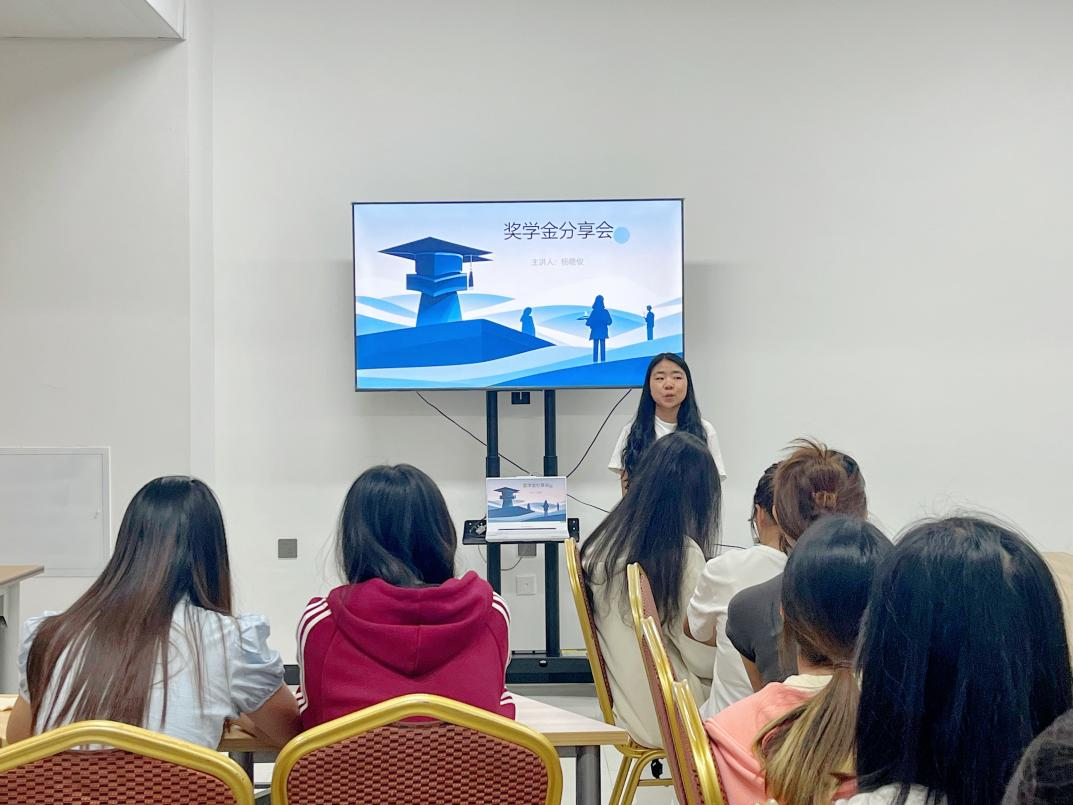 5683625cb7b22cd3415e4da41ad1ba72.png 5683625cb7b22cd3415e4da41ad1ba72.png