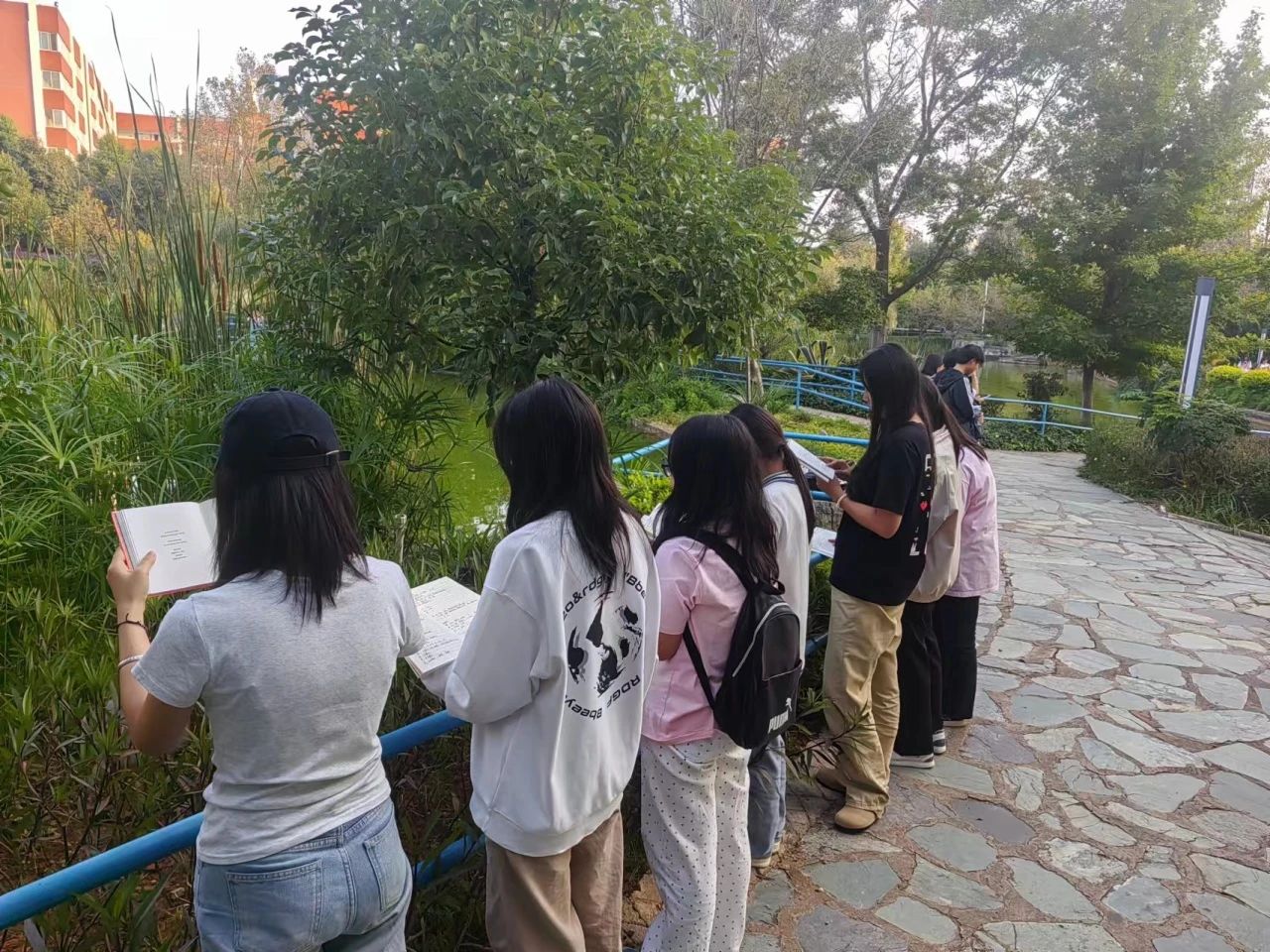 106faec56ff1c6c41780621fc532a365.jpg 106faec56ff1c6c41780621fc532a365.jpg