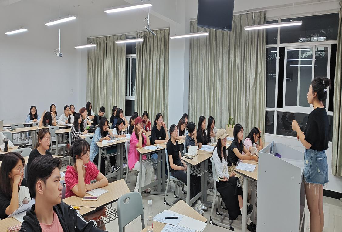 《“团团陪伴,‘就’有‘位’来”》主题团日活动 第 3 张 《“团团陪伴,‘就’有‘位’来”》主题团日活动 第 3 张