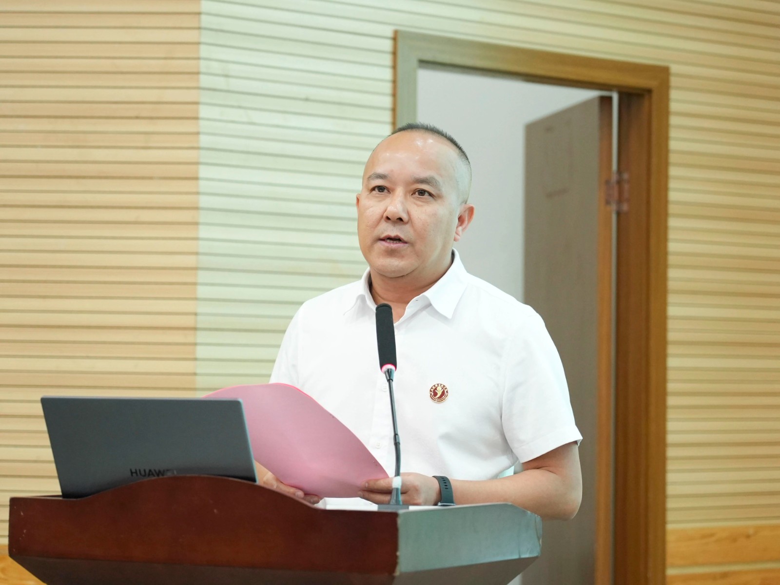 凝心聚力启新程 深化改革促发展|云南经济管理学院召开2025年秋季学期开学工作会 第 4 张 凝心聚力启新程 深化改革促发展|云南经济管理学院召开2025年秋季学期开学工作会 第 4 张