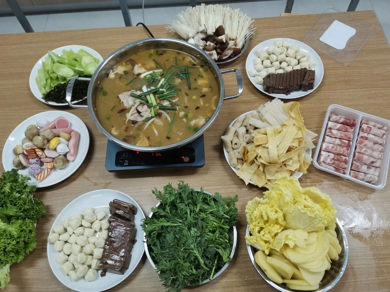 一站式学生社区 | 荟”聚青春,共享“食”光:财会金融学院智慧社区美食汇活动来啦! 第 9 张 一站式学生社区 | 荟”聚青春,共享“食”光:财会金融学院智慧社区美食汇活动来啦! 第 9 张