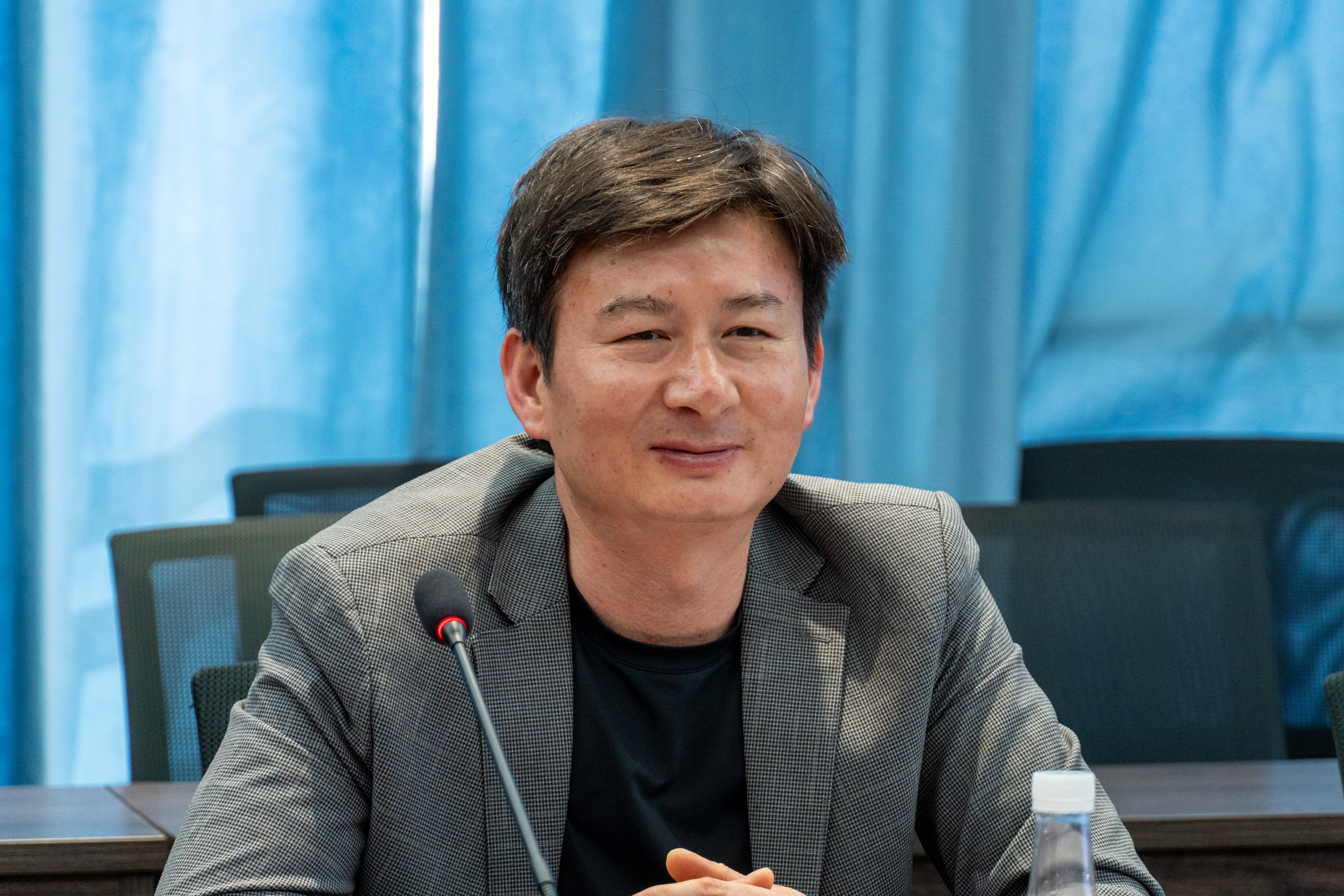 32米斑铜《清明上河图》 校企携手开启非遗新篇 第 3 张 32米斑铜《清明上河图》 校企携手开启非遗新篇 第 3 张