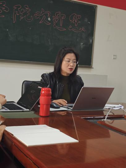 学院资讯｜锚定特色 擘画未来：财经商贸学院召开学科建设研讨会 第 1 张