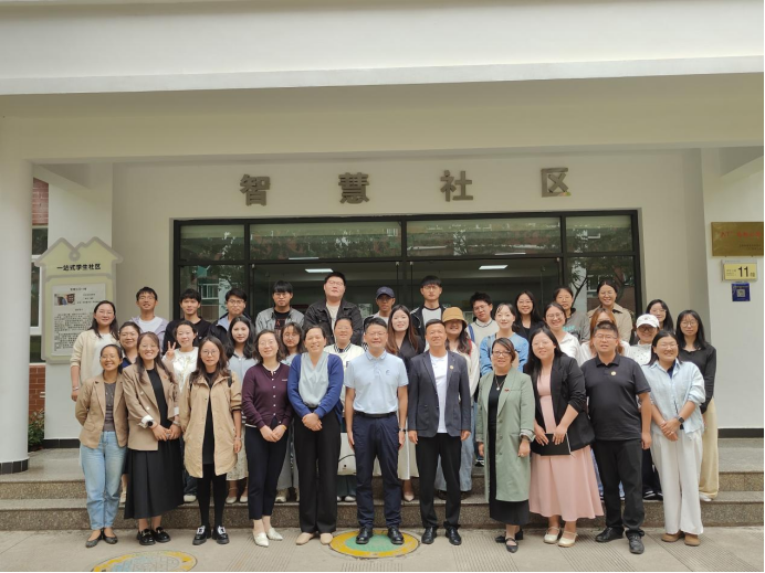 学院资讯 | 温情座谈话成长 社区聚力启新程——财经商贸学院智慧社区开展2026届毕业生代表座谈会 第 5 张 学院资讯 | 温情座谈话成长 社区聚力启新程——财经商贸学院智慧社区开展2026届毕业生代表座谈会 第 5 张
