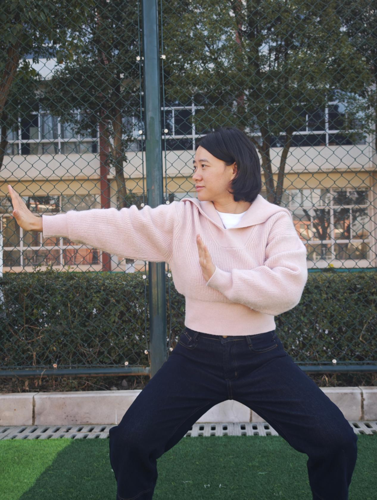 学院资讯 | 逐光向暖 律动财商 ——云南经济管理学院财经商贸学院“逐光”健康运动日师生联动纪实 第 9 张